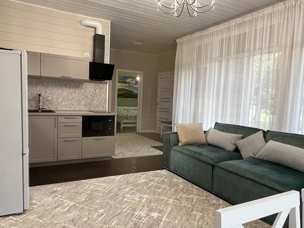 Дом 75m2 — чан на дровах, собственное озеро, панорамное остекление
