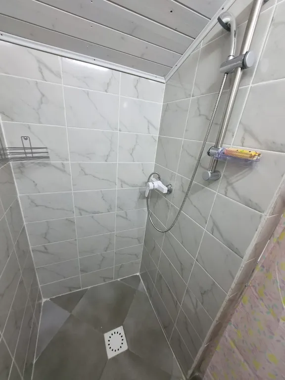 Дом 50m2 — чан с горячей водой, зона барбекю, две комнаты