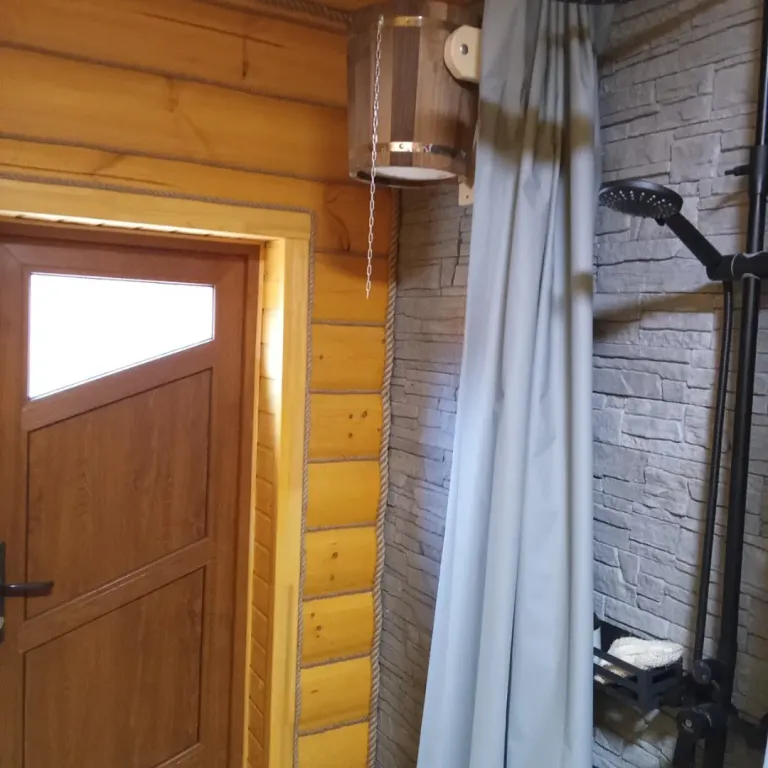 Дом 80m2 — чан, кухня, панорамные окна