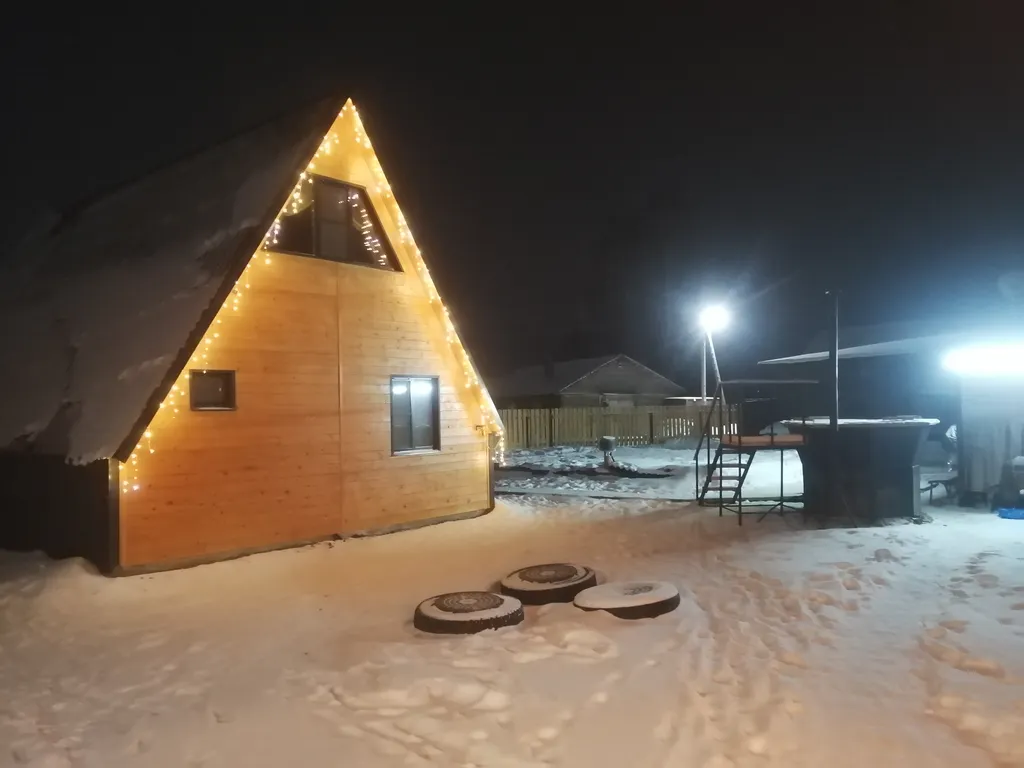 Дом 70m2 — чан, кухня, вид на набережную