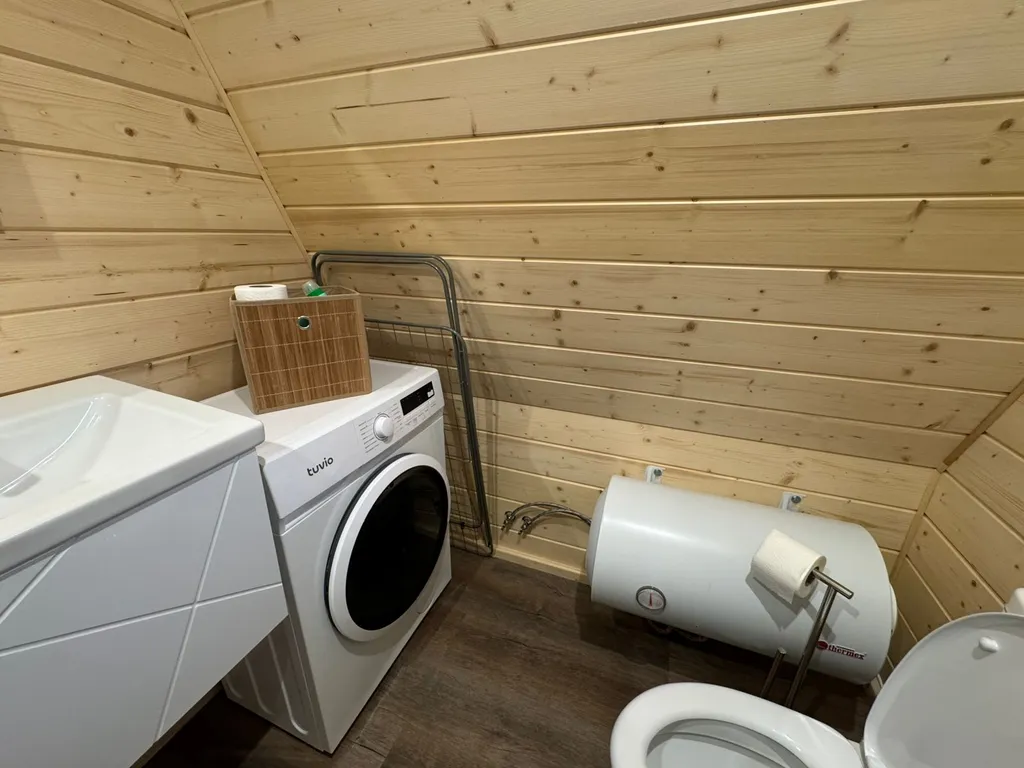 Дом 54m2 — чан, кухня, панорамные окна