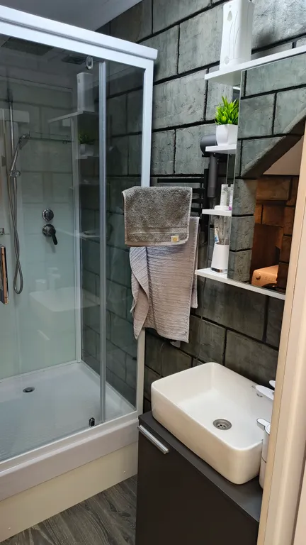 Дом 40m2 — чан, кухня, тактильный зоопарк